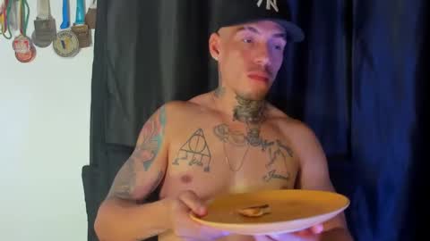 zyon garcia online show from 12/19/24, 10:02