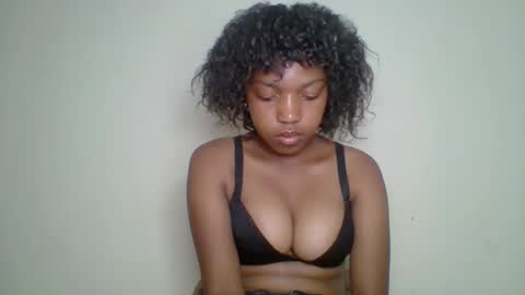 Snapshot of zyraelle_01 chatting on 05/02/26, 06:24 zyraelle_01 online show from 05/02/26, 06:24