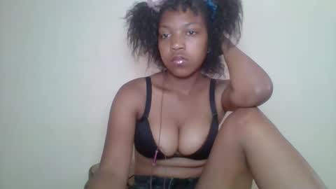 Snapshot of zyraelle_01 chatting on 05/05/26, 10:34 zyraelle_01 online show from 05/05/26, 10:34