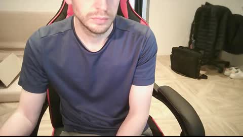 Snapshot of zyriosben chatting on 02/18/25, 10:27 zyriosben online show from 02/18/25, 10:27