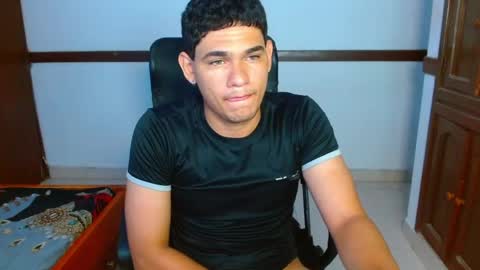 Snapshot of zyrosxk chatting on 05/15/26, 07:26 antonio felipe online show from 05/15/26, 07:26