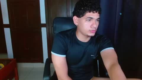 Snapshot of zyrosxk chatting on 07/10/26, 06:39 antonio felipe online show from 07/10/26, 06:39