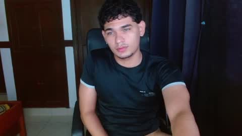 Snapshot of zyrosxk chatting on 07/11/26, 07:22 antonio felipe online show from 07/11/26, 07:22