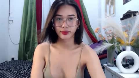 zyzy online show from 10/26/25, 09:15