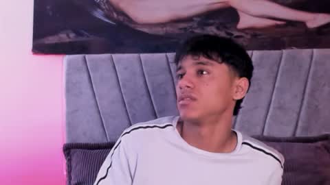 zyzz_1812 online show from 11/06/25, 04:08