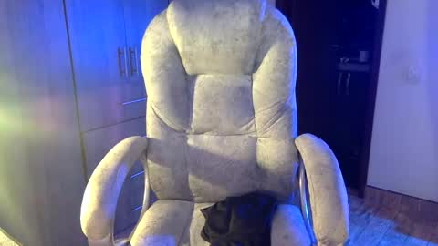 zyzz_1812 online show from 03/24/26, 04:06