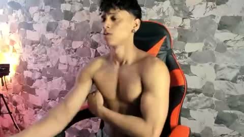 Snapshot of zyzz_1812 chatting on 06/29/26, 03:45 zyzz_1812 online show from 06/29/26, 03:45