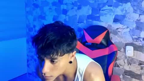 Snapshot of zyzz_1812 chatting on 07/20/26, 03:10 zyzz_1812 online show from 07/20/26, 03:10
