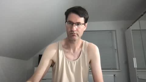 Snapshot of zzz123_cam chatting on 09/12/25, 02:17 zzz123_cam online show from 09/12/25, 02:17