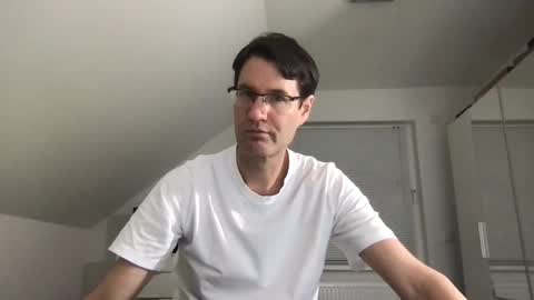 Snapshot of zzz123_cam chatting on 01/12/26, 06:13 zzz123_cam online show from 01/12/26, 06:13