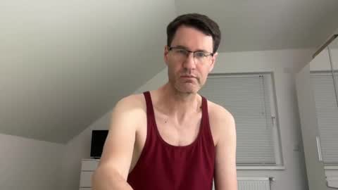 Snapshot of zzz123_cam chatting on 02/22/26, 04:27 zzz123_cam online show from 02/22/26, 04:27