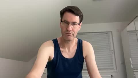 Snapshot of zzz123_cam chatting on 03/08/26, 03:38 zzz123_cam online show from 03/08/26, 03:38