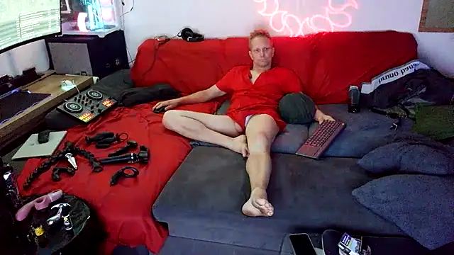 Snapshot of davidgntxxxxx chatting on 07/22/26, 07:27 davidgntxxxxx online show from 07/22/26, 07:27