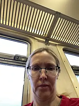 angelmommu online show from 02/19/26, 05:03