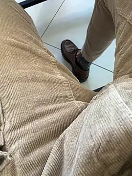 Snapshot of buodiculo chatting on 03/19/25, 02:46 buodiculo online show from 03/19/25, 02:46