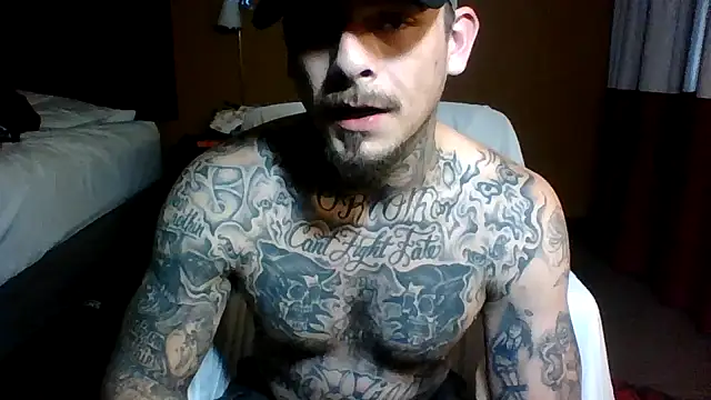 Snapshot of DADDY_KANE8--- chatting on 12/28/24, 08:15 DADDY KANE8--- online show from 12/28/24, 08:15