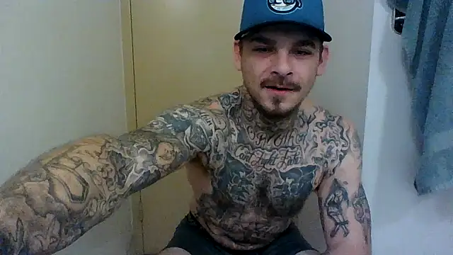 Snapshot of DADDY_KANE8--- chatting on 01/01/25, 02:09 DADDY KANE8--- online show from 01/01/25, 02:09