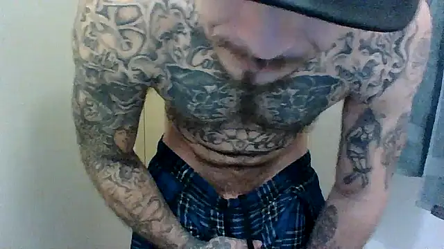 Snapshot of DADDY_KANE8--- chatting on 01/05/25, 11:37 DADDY KANE8--- online show from 01/05/25, 11:37