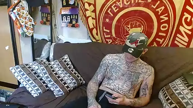 Snapshot of DADDY_KANE8--- chatting on 02/06/25, 04:03 DADDY KANE8--- online show from 02/06/25, 04:03