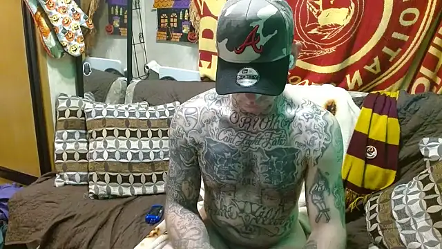 Snapshot of DADDY_KANE8--- chatting on 02/09/25, 03:32 DADDY KANE8--- online show from 02/09/25, 03:32