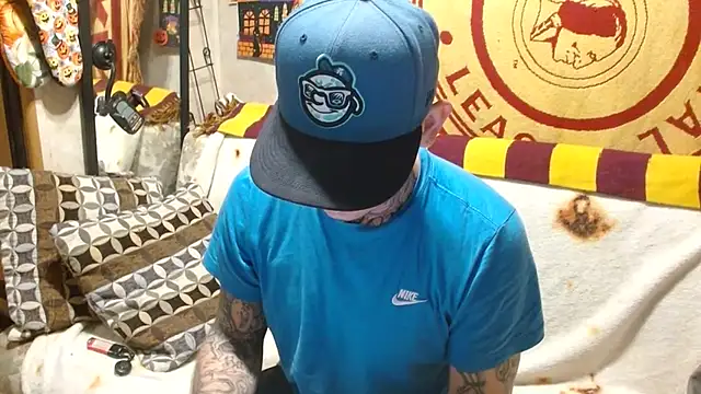 Snapshot of DADDY_KANE8--- chatting on 02/12/25, 07:13 DADDY KANE8--- online show from 02/12/25, 07:13