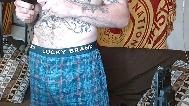 Snapshot of DADDY_KANE8--- chatting on 02/15/25, 07:17 DADDY KANE8--- online show from 02/15/25, 07:17