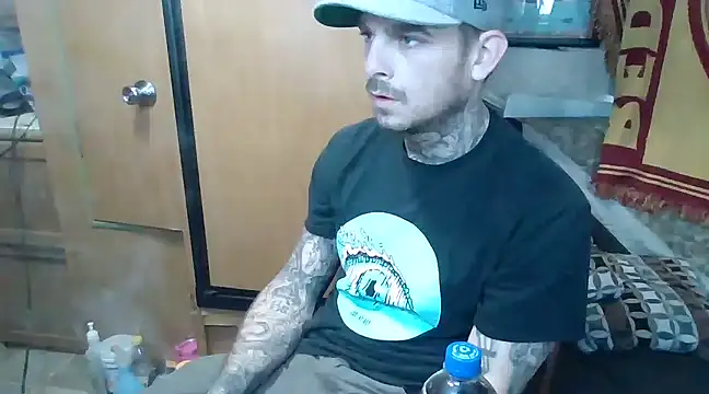 Snapshot of DADDY_KANE8--- chatting on 03/01/25, 09:37 DADDY KANE8--- online show from 03/01/25, 09:37