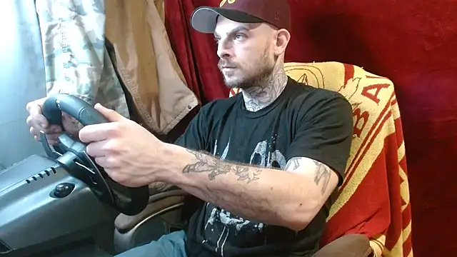 Snapshot of DADDY_KANE8--- chatting on 03/13/25, 11:16 DADDY KANE8--- online show from 03/13/25, 11:16