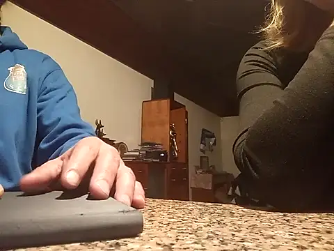 coolkasal online show from 04/12/26, 08:25