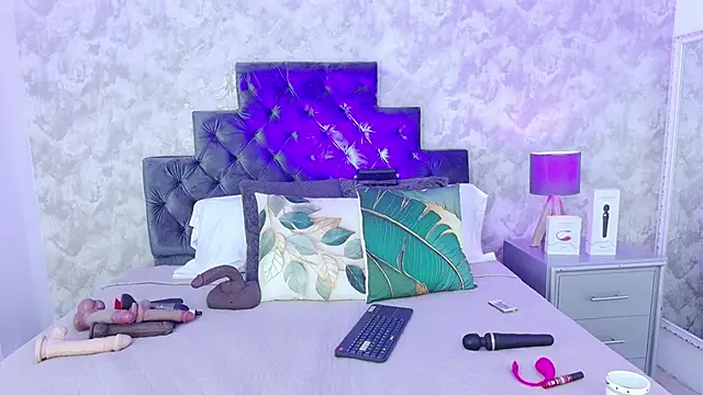 elizabeth coleman online show from 04/20/26, 09:38