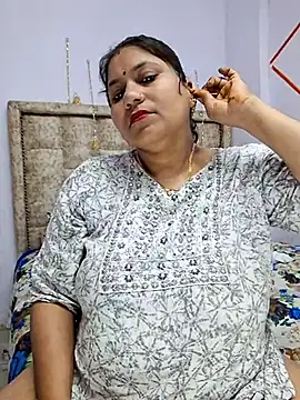 Snapshot of MOM-SUN-COUPLE chatting on 03/12/25, 04:13 MOM-SUN-COUPLE online show from 03/12/25, 04:13