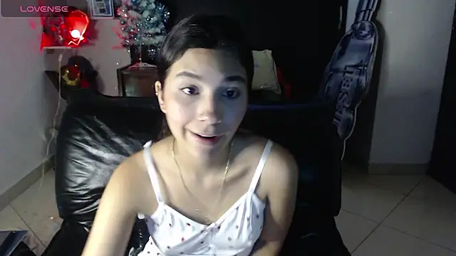 mia  lopez  online show from 01/11/25, 12:22