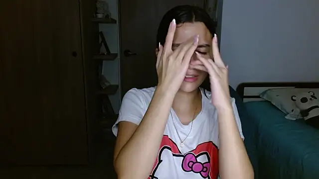 mia  lopez  online show from 02/28/26, 04:02