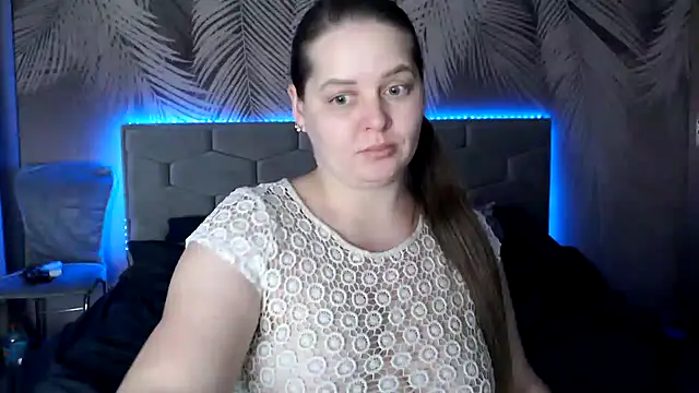 uliastar online show from 01/04/25, 12:38
