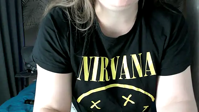 uliastar online show from 11/26/25, 08:26