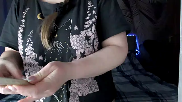 uliastar online show from 03/22/26, 09:56