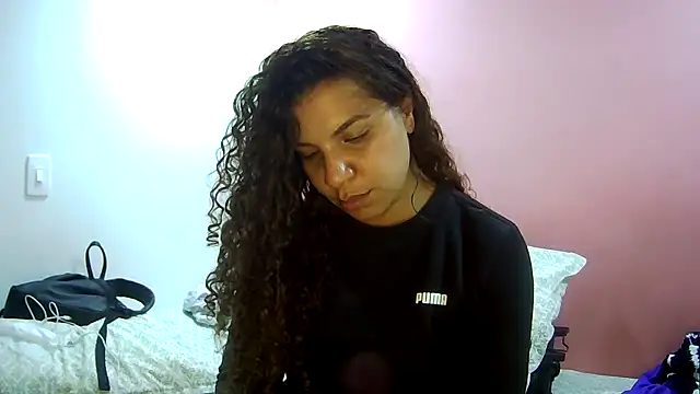 gatubelahot online show from 01/16/26, 03:21