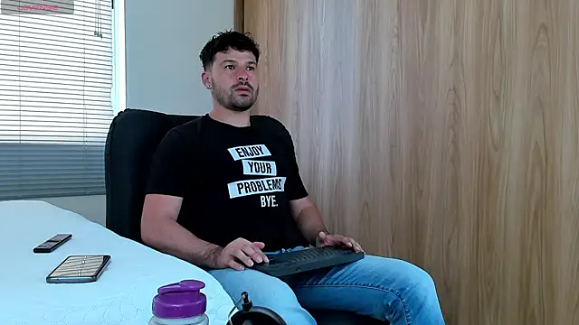 alexman fuck online show from 04/15/26, 10:21