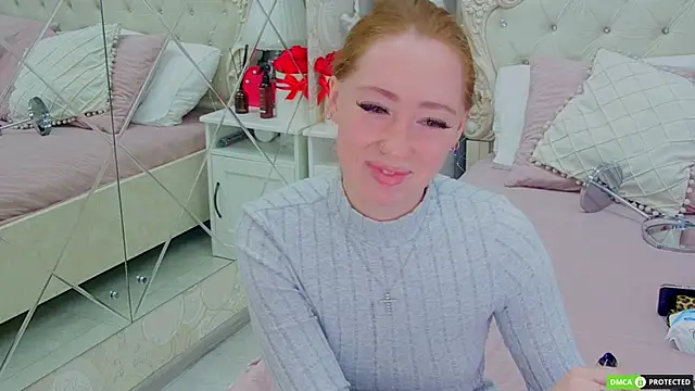 TinaBrook online show from 10/10/25, 04:00