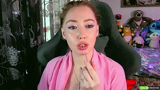 TinaBrook online show from 04/21/26, 05:03