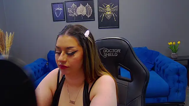 Katewalker  online show from 01/18/25, 12:13