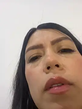 martina contreras online show from 12/27/24, 04:04