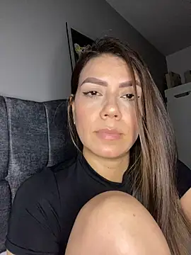 martina contreras online show from 10/16/25, 07:09