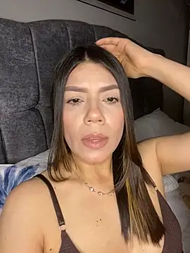martina contreras online show from 04/30/26, 01:12