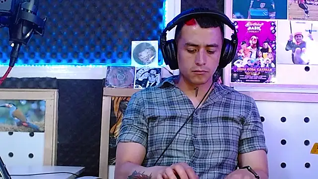 Darko0717 online show from 03/23/25, 12:47