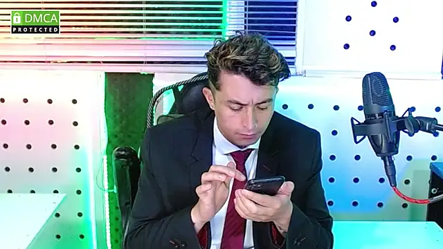 Darko0717 online show from 10/26/25, 02:56