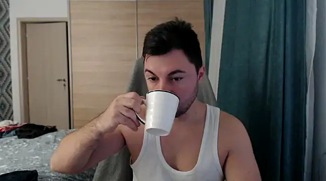 Snapshot of HankMalone chatting on 01/24/25, 04:16 HankMalone online show from 01/24/25, 04:16
