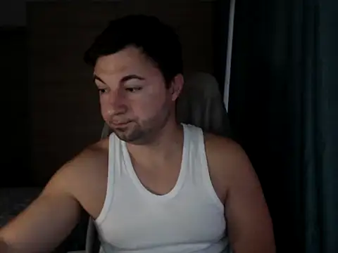 Snapshot of HankMalone chatting on 10/26/25, 05:02 HankMalone online show from 10/26/25, 05:02