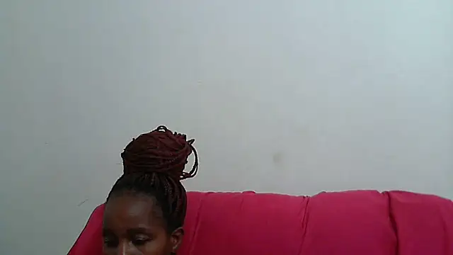 sluttylaura21 online show from 02/19/25, 02:01
