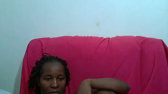 sluttylaura21 online show from 02/20/25, 02:57